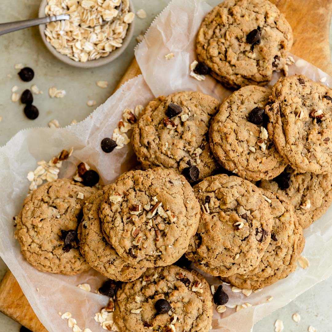 Chocolate Chip Oatmeal Walnut Cookies